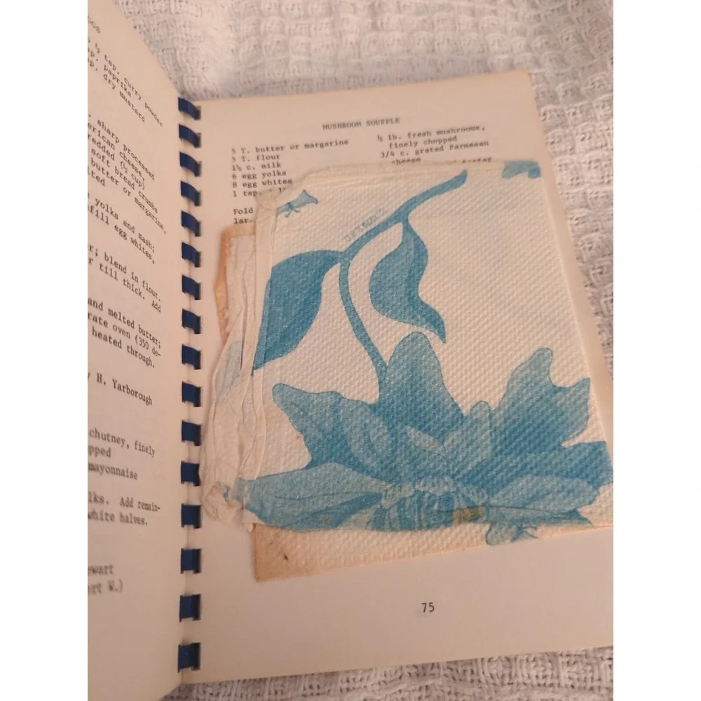 1976‎ Cooking with the Concert Crowd Norfolk Symphony Virginia Recipe Cookbook